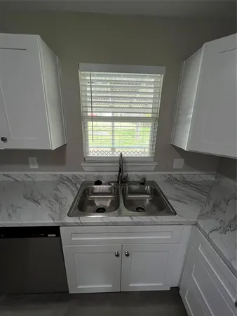 $1,600 | 577 West 6th Street, Lancaster, TX 75146