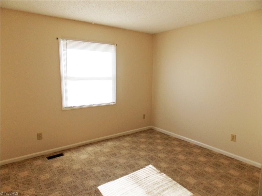 149 Meadowview Road Mocksville, NC 27028 - Photo 11 of 16 Gallery Image 11
