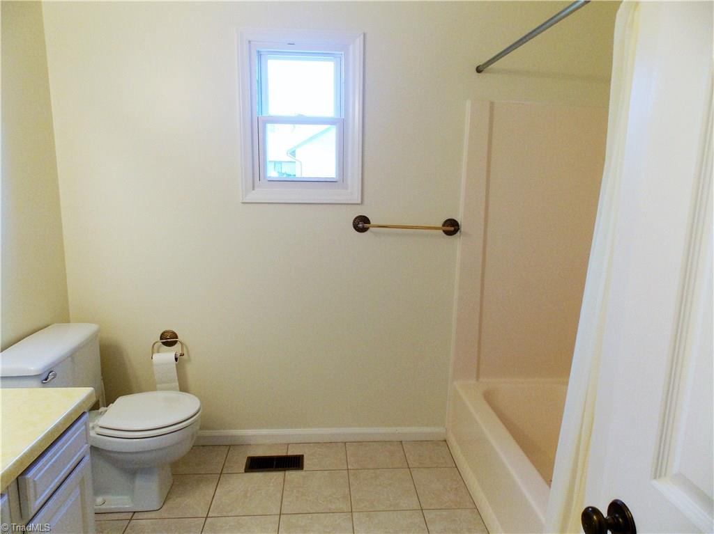 149 Meadowview Road Mocksville, NC 27028 - Photo 10 of 16 Gallery Image 10