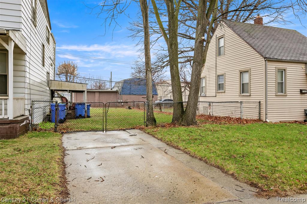 11352 Rivard Avenue Warren, MI 48089 - Photo 6 of 7
