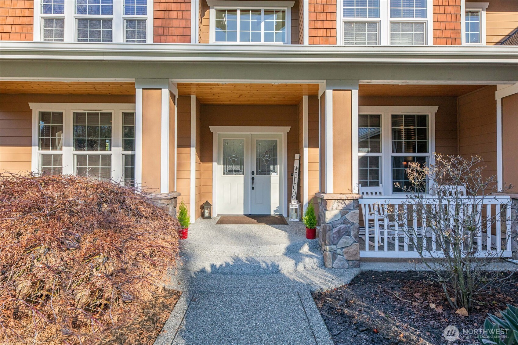 13621 3rd Street Southeast Snohomish, WA 98290 - Photo 2 of 38 front view of a house