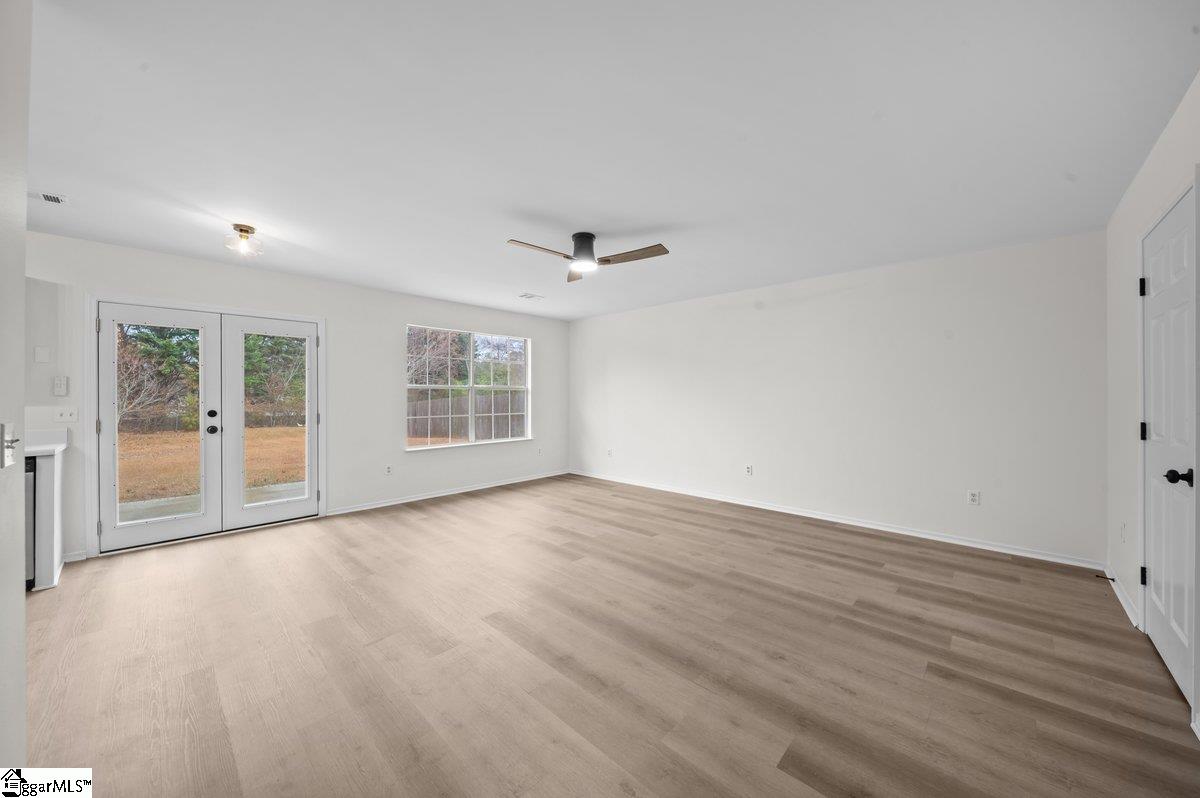 203 Tripmont Court Simpsonville, SC 29680 - Photo 7 of 38