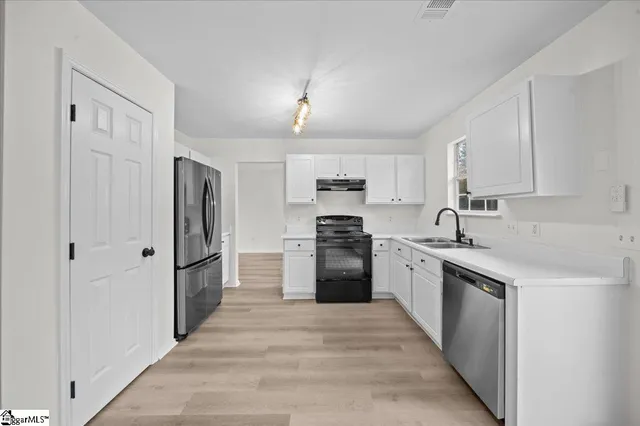 $309,900 | 203 Tripmont Court, Simpsonville, SC 29680