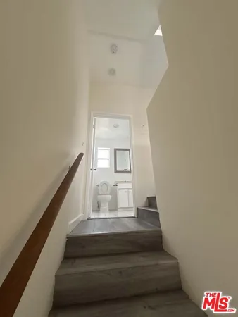 $5,000 | 915 Broadway Street, Unit 2, Venice, CA 90291