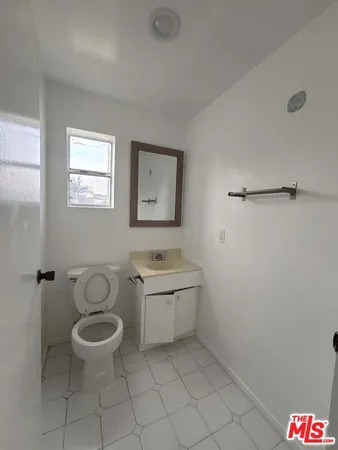 $5,000 | 915 Broadway Street, Unit 2, Venice, CA 90291