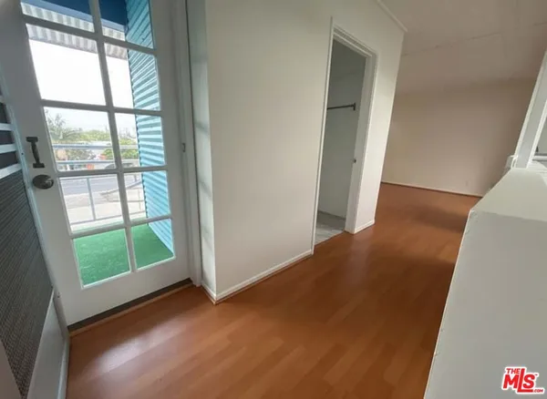 $5,000 | 915 Broadway Street, Unit 2, Venice, CA 90291