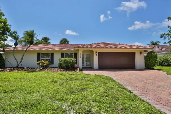 $2,995 | 2834 Hardee Drive, Sarasota, FL 34231