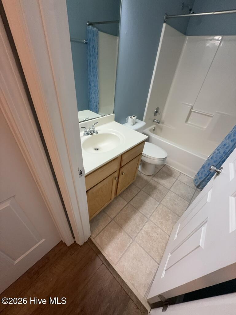 184 Justice Road Jacksonville, NC 28540 - Photo 17 of 19 justic hallbath