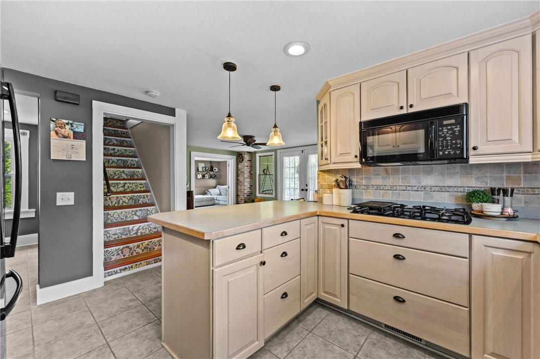 956 Willits Road Ontario, NY 14519 - Photo 7 of 48 Gallery Image 7