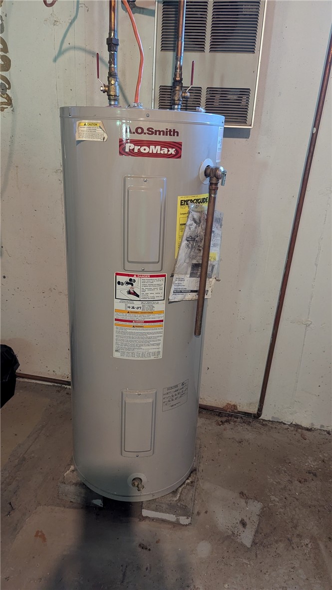 725 State Street Oneonta, NY 13820 - Photo 25 of 25 Electric hot water heater