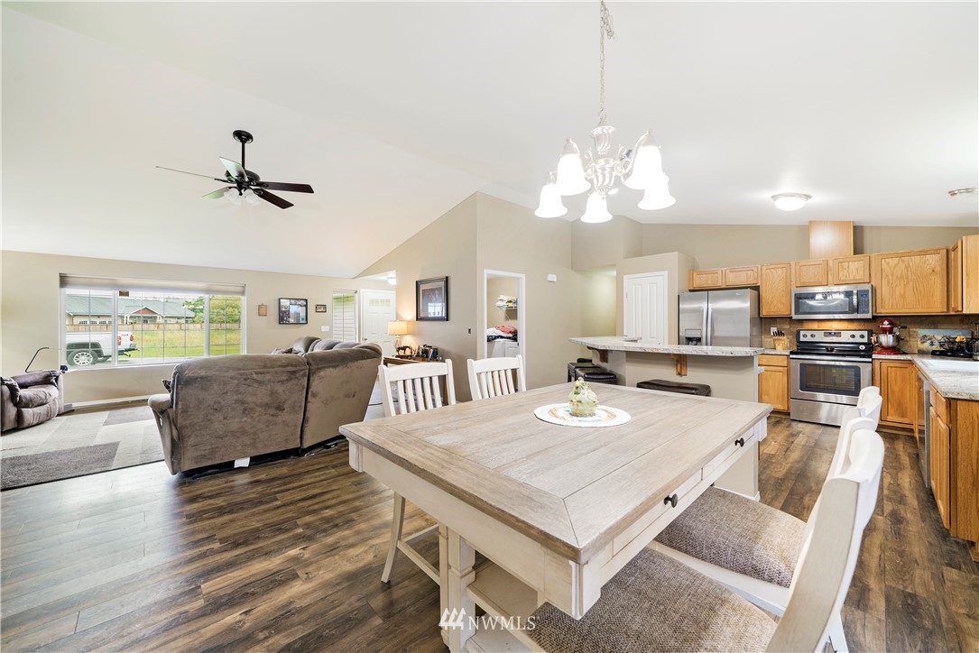 17932 Barj Lane Southwest Rochester, WA 98579 - Photo 8 of 25 Gallery Image 8