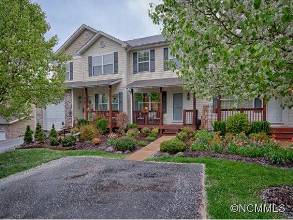 18 Bridgestone Road Swannanoa, NC 28778 - Photo 2 of 12 Gallery Image 2