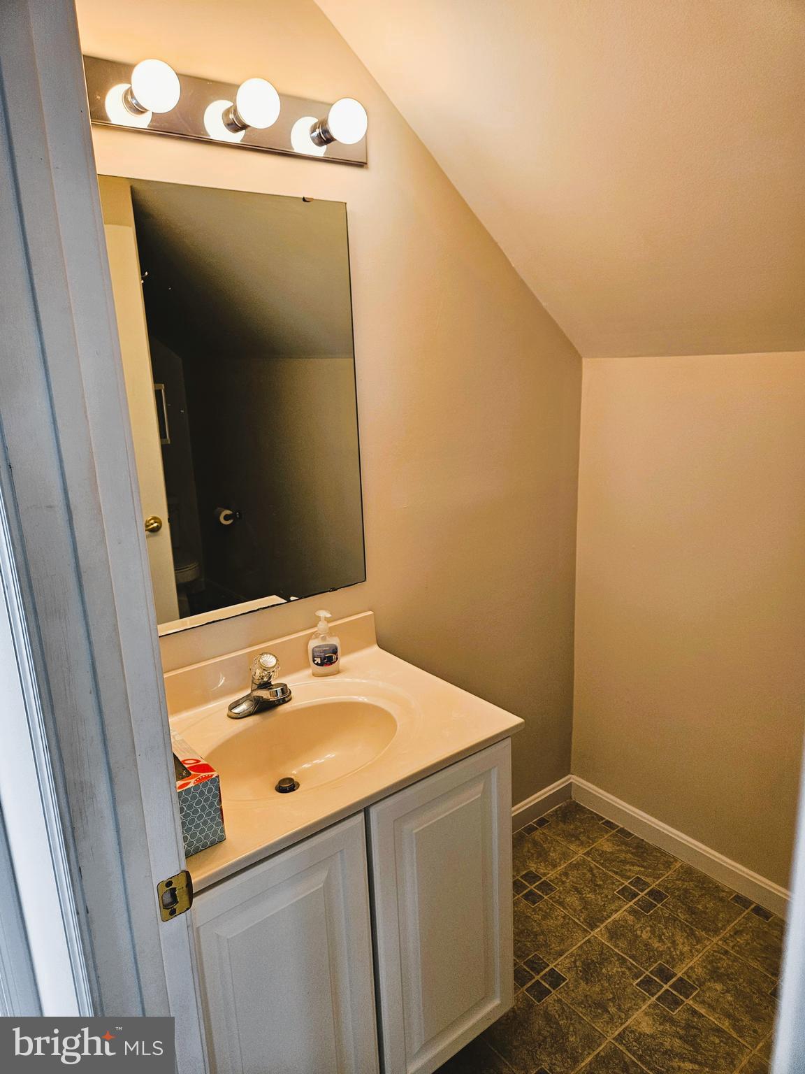 16340 Murray Road Ridge, MD 20680 - Photo 28 of 34 2nd level bathroom