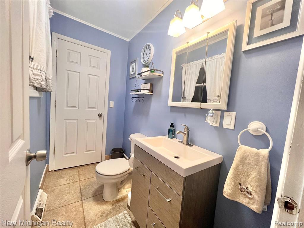 14371 South Duffield Road Byron, MI 48418 - Photo 8 of 25