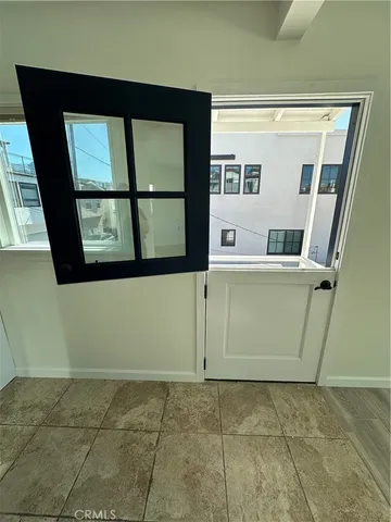 $3,800 | 933 Bayview Drive, Hermosa Beach, CA 90254