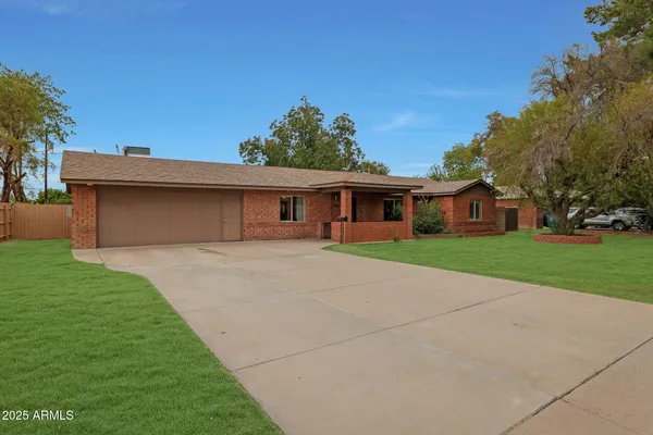 $8,000 | 2226 East Fairmount Avenue, Phoenix, AZ 85016