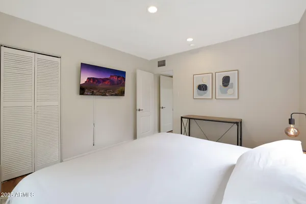 $8,000 | 2226 East Fairmount Avenue, Phoenix, AZ 85016