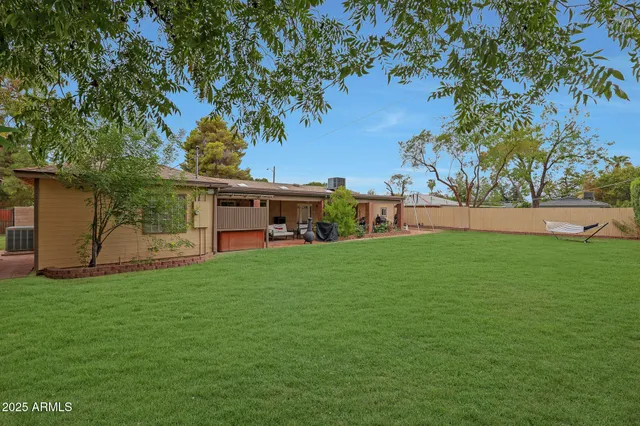 $8,000 | 2226 East Fairmount Avenue, Phoenix, AZ 85016