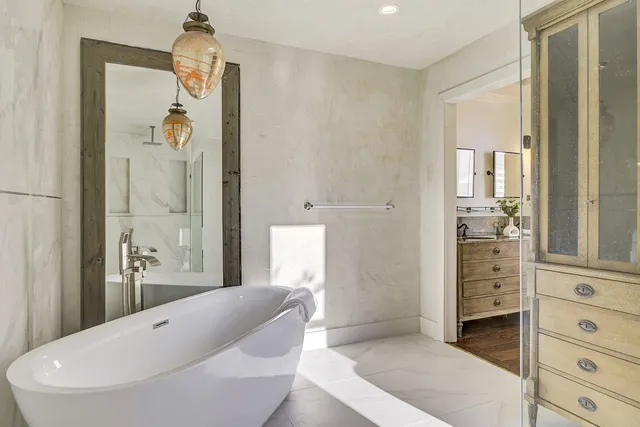 $2,199,000 | 19029 Carlton Avenue, Castro Valley, CA 94546