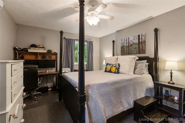 $289,900 | 3962 South Fire Lane Road, Pekin, IN 47165