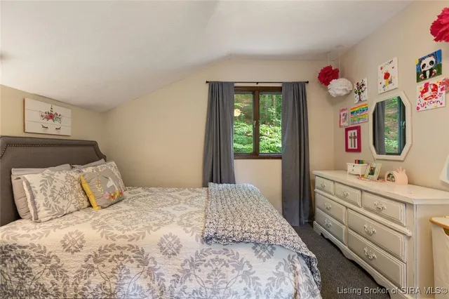 $289,900 | 3962 South Fire Lane Road, Pekin, IN 47165