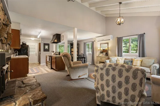 $289,900 | 3962 South Fire Lane Road, Pekin, IN 47165