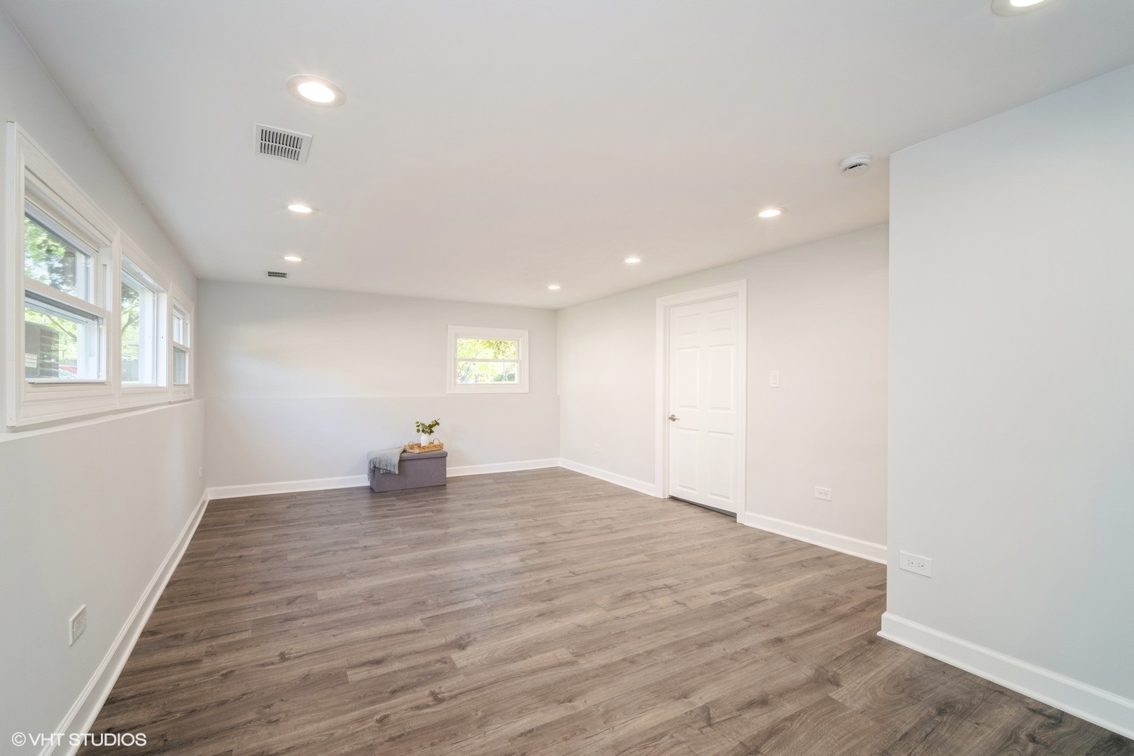 1121 North Wheeling Road Mount Prospect, IL 60056 - Photo 14 of 18 Gallery Image 14
