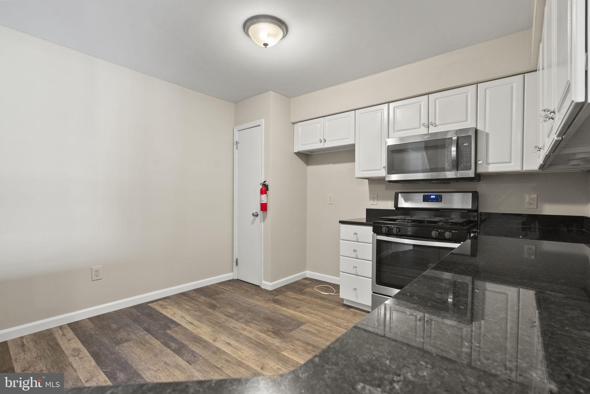 506 Oliphant Lane Mount Laurel, NJ 08054 - Photo 11 of 34