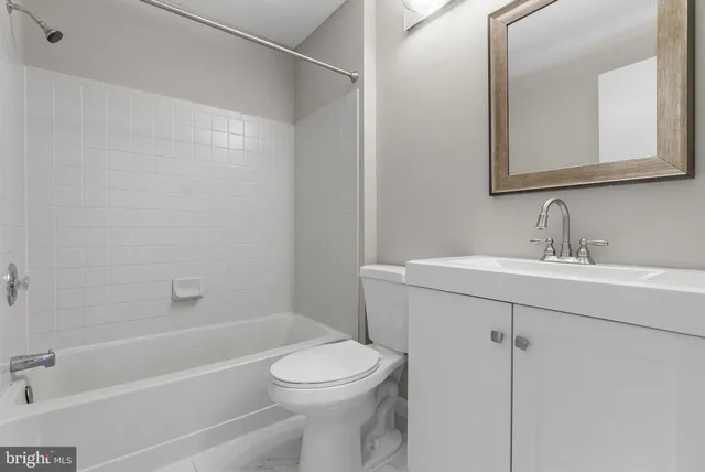 $369,900 | 506 Oliphant Lane, Mount Laurel, NJ 08054