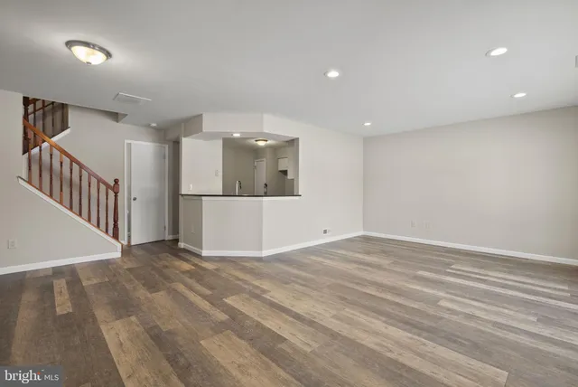 $369,900 | 506 Oliphant Lane, Mount Laurel, NJ 08054