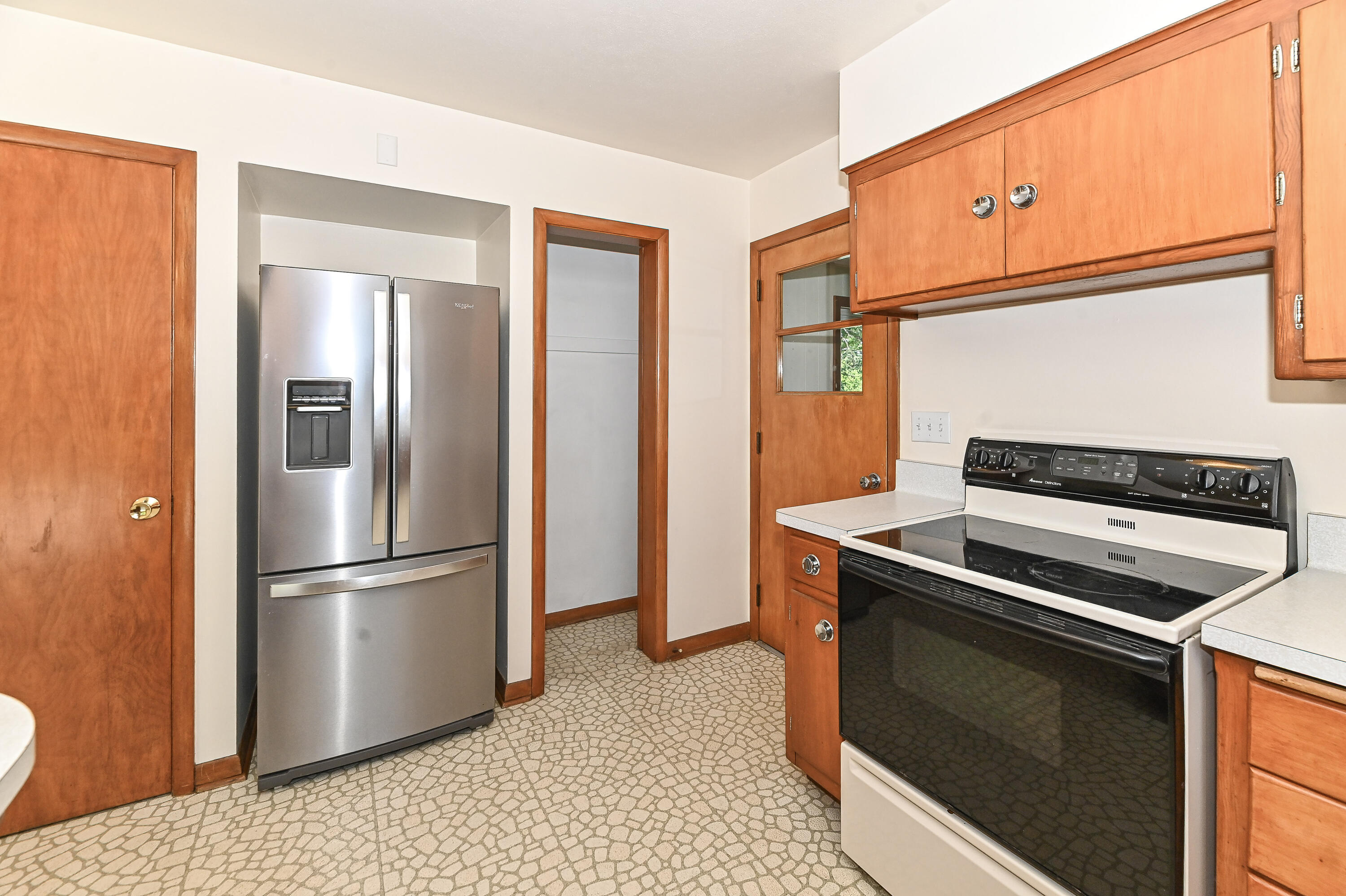 W156N8008 Pilgrim Road Menomonee Falls, WI 53051 - Photo 13 of 50 pilgrim-21