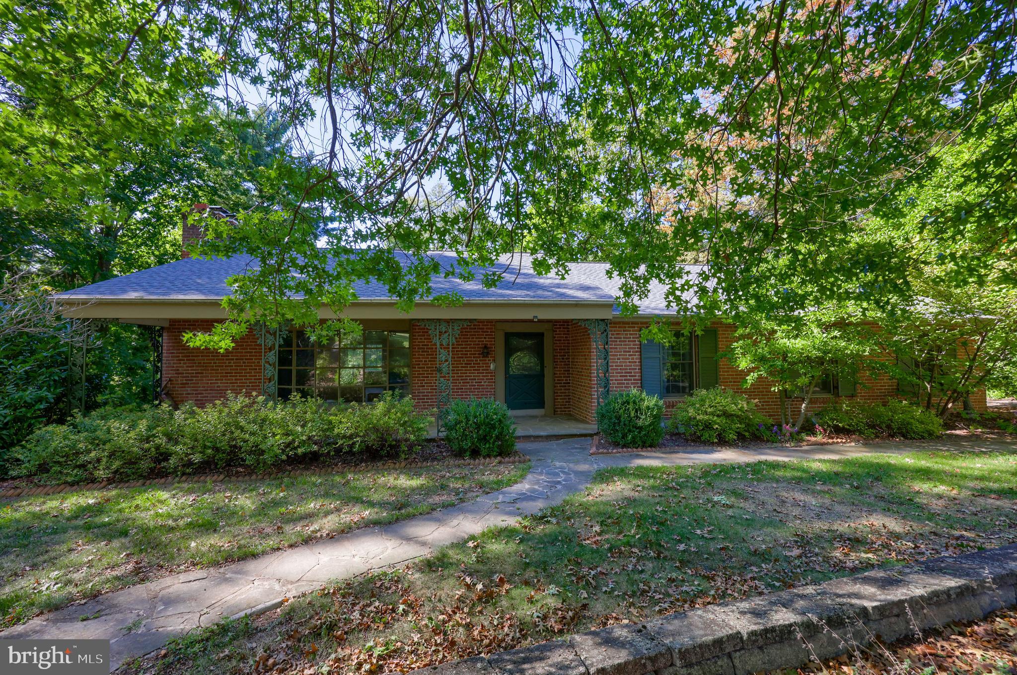 705 Carroll Road York, PA 17403 - Photo 1 of 38 Gallery Image 1