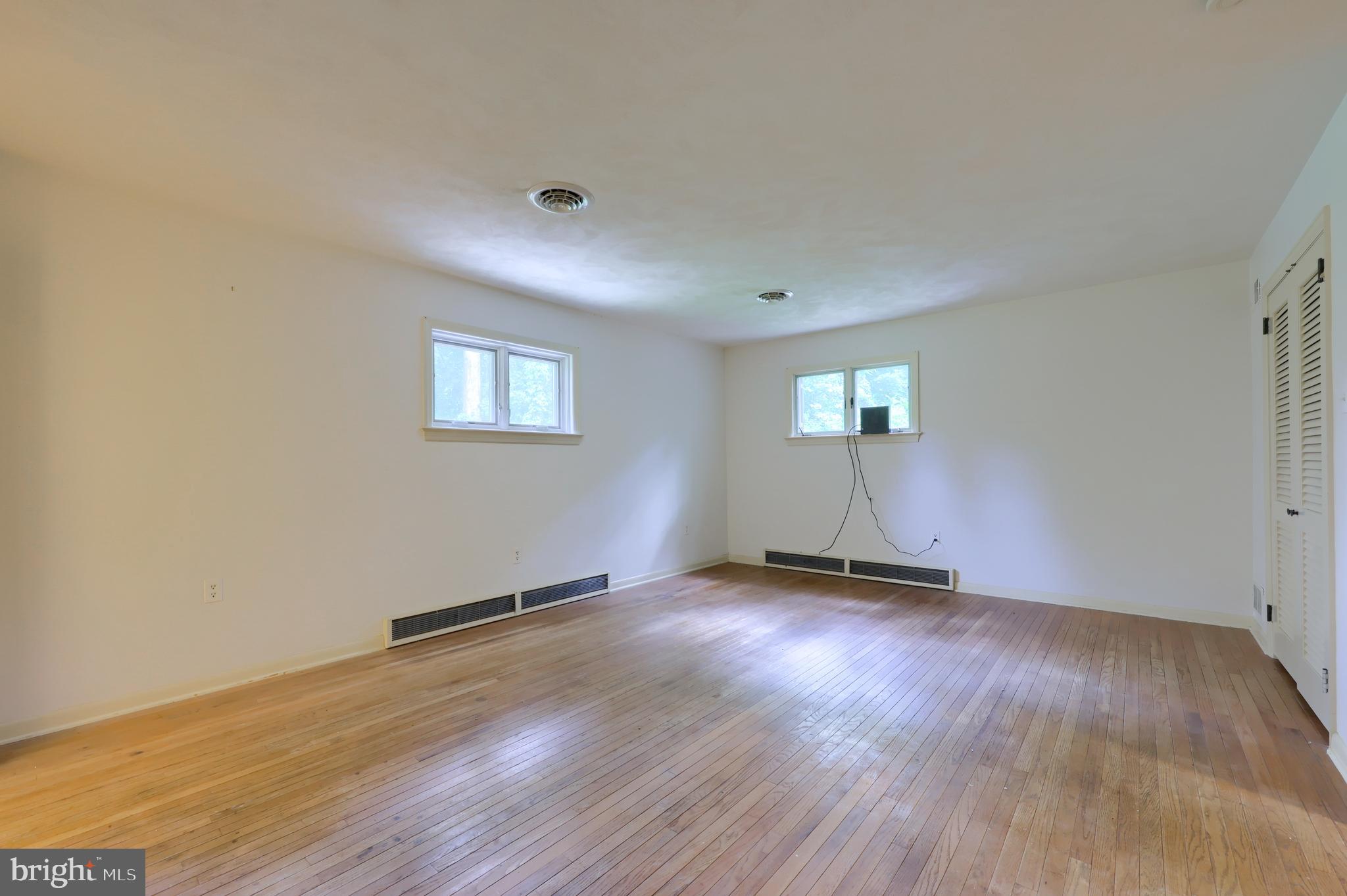 705 Carroll Road York, PA 17403 - Photo 20 of 38 Gallery Image 20