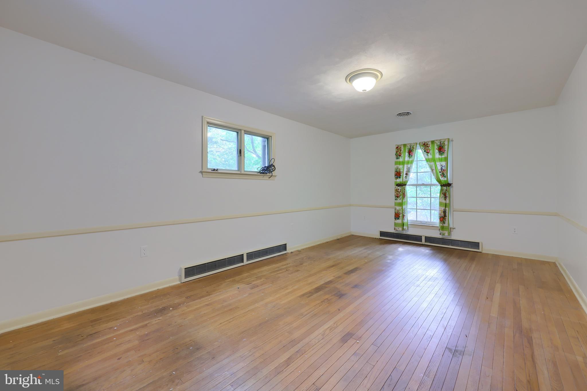 705 Carroll Road York, PA 17403 - Photo 24 of 38 Gallery Image 24