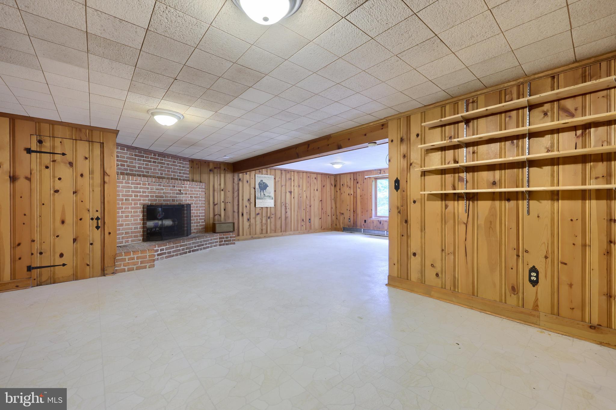 705 Carroll Road York, PA 17403 - Photo 26 of 38 Gallery Image 26