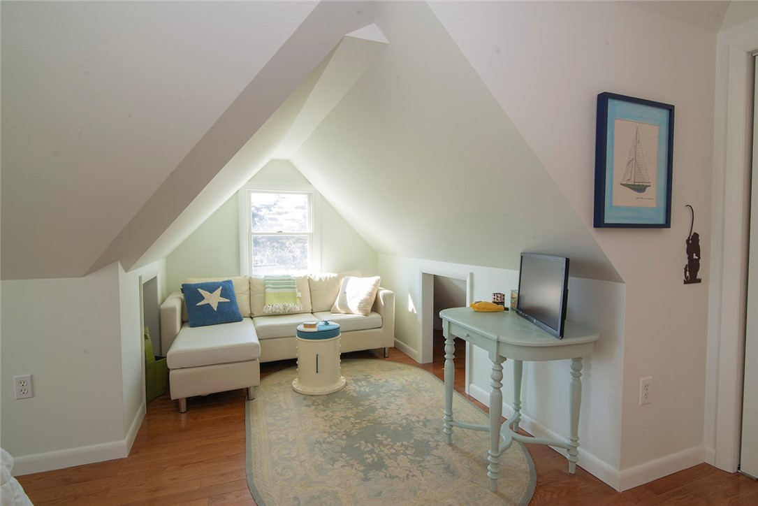 11 Kathleen Drive Westerly, RI 02891 - Photo 14 of 24