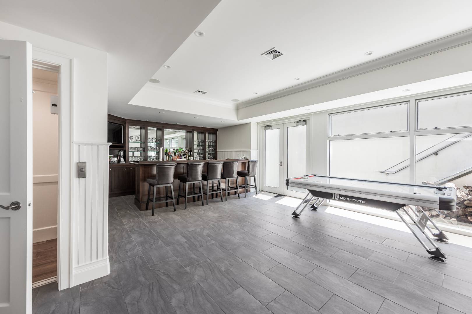 170 Scuttle Hole Road Water Mill, NY 11976 - Photo 26 of 35 a view of a livingroom with furniture and hardwood floor