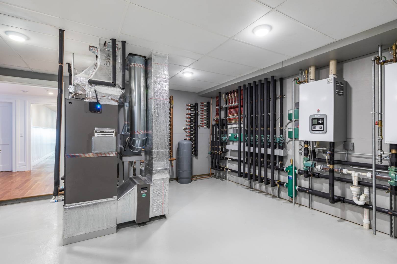 170 Scuttle Hole Road Water Mill, NY 11976 - Photo 28 of 35 a view of livingroom with furniture