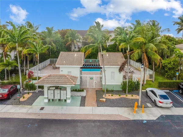 $4,500 | 200 Southwest 87th Path, Miami, FL 33174