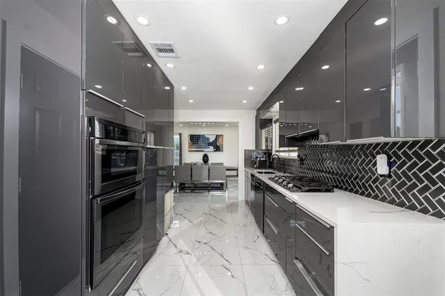 $443,000 | 2501 Fox Hollow Court, Flower Mound, TX 75028