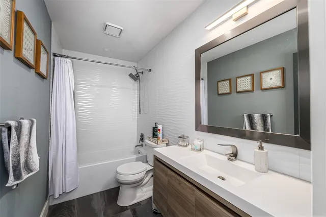 $443,000 | 2501 Fox Hollow Court, Flower Mound, TX 75028