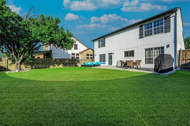 $443,000 | 2501 Fox Hollow Court, Flower Mound, TX 75028