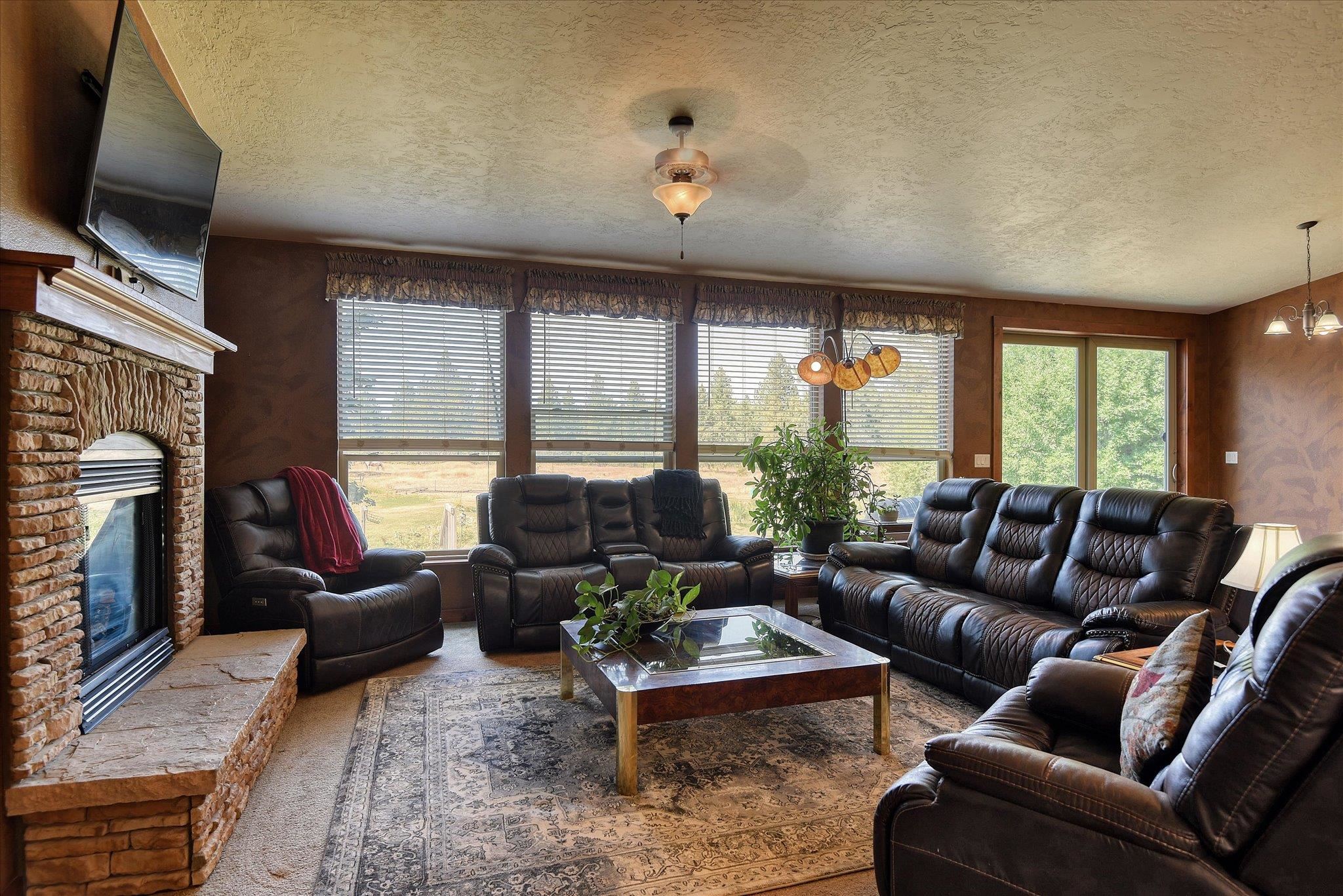 26911 South Phillips Road Cheney, WA 99004 - Photo 9 of 49