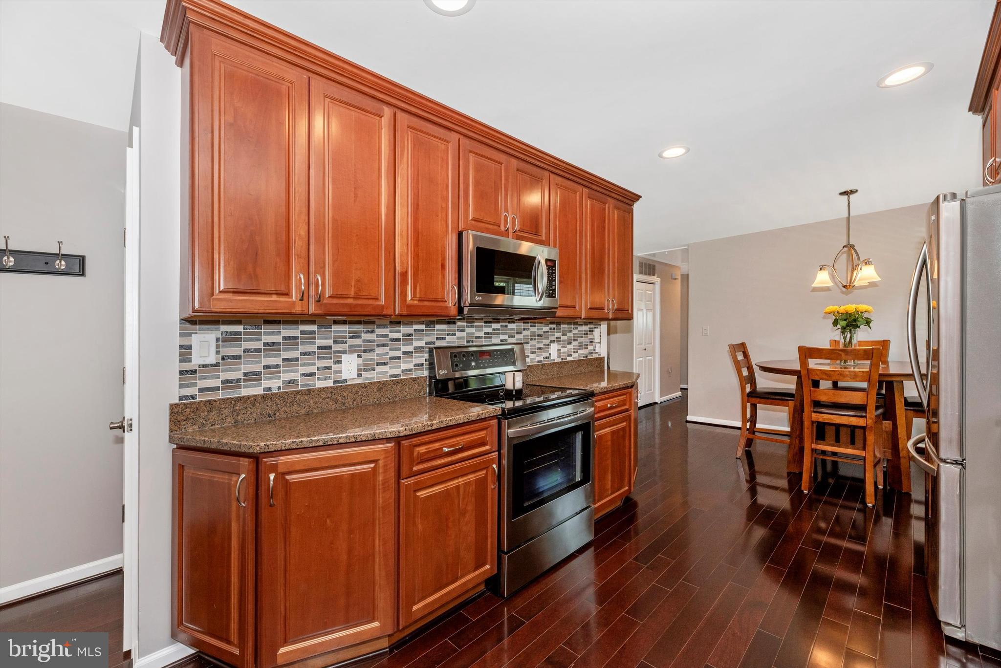 15307 Oak Orchard Road New Windsor, MD 21776 - Photo 11 of 42 Kitchen