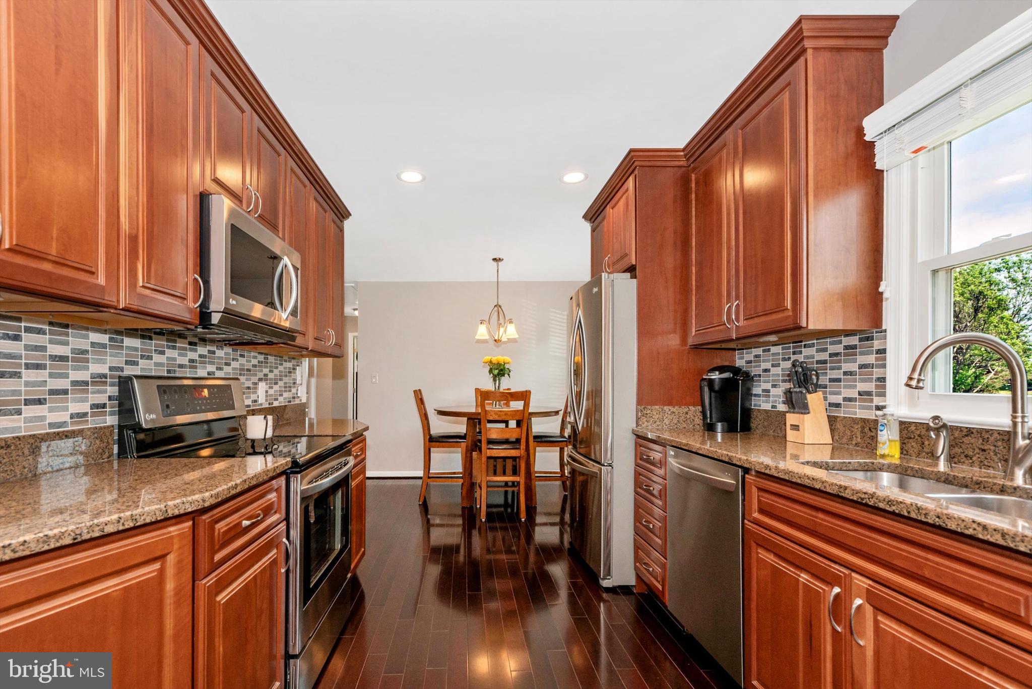 15307 Oak Orchard Road New Windsor, MD 21776 - Photo 12 of 42 Kitchen
