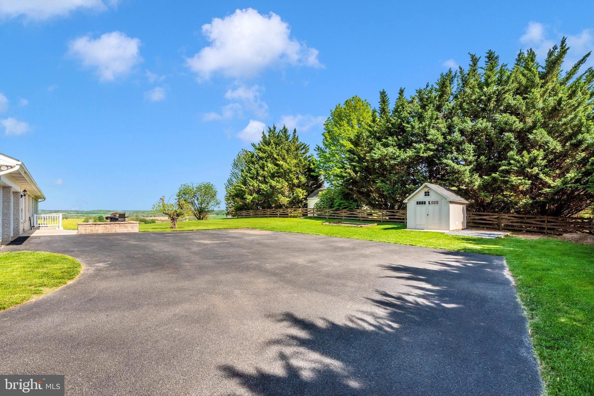 15307 Oak Orchard Road New Windsor, MD 21776 - Photo 35 of 42 Spacious Parking Area