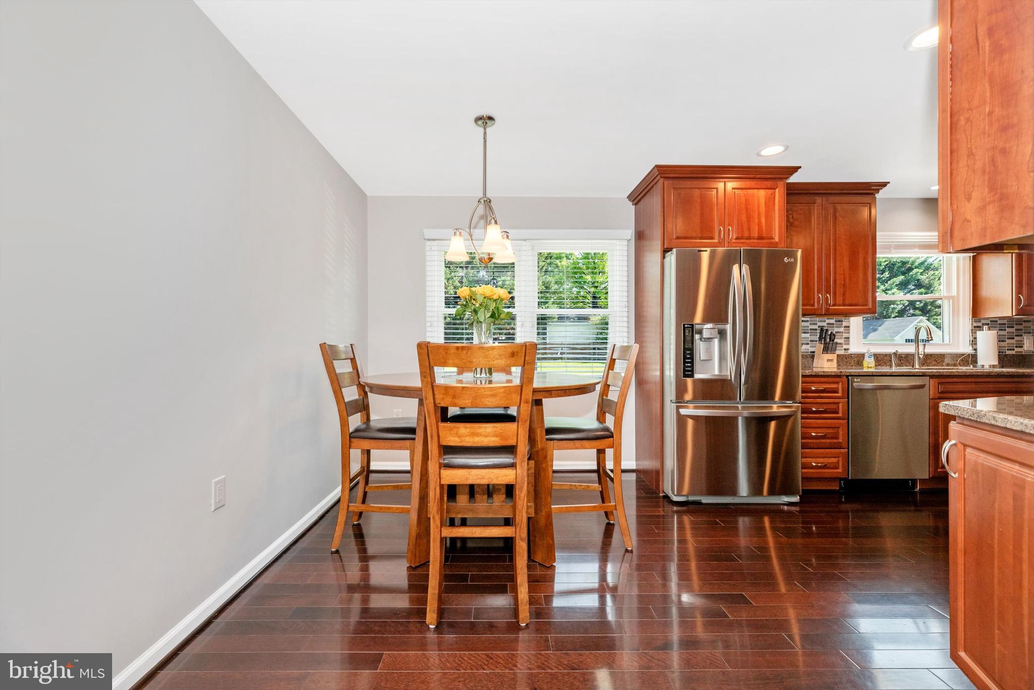 15307 Oak Orchard Road New Windsor, MD 21776 - Photo 5 of 42 Dining Area