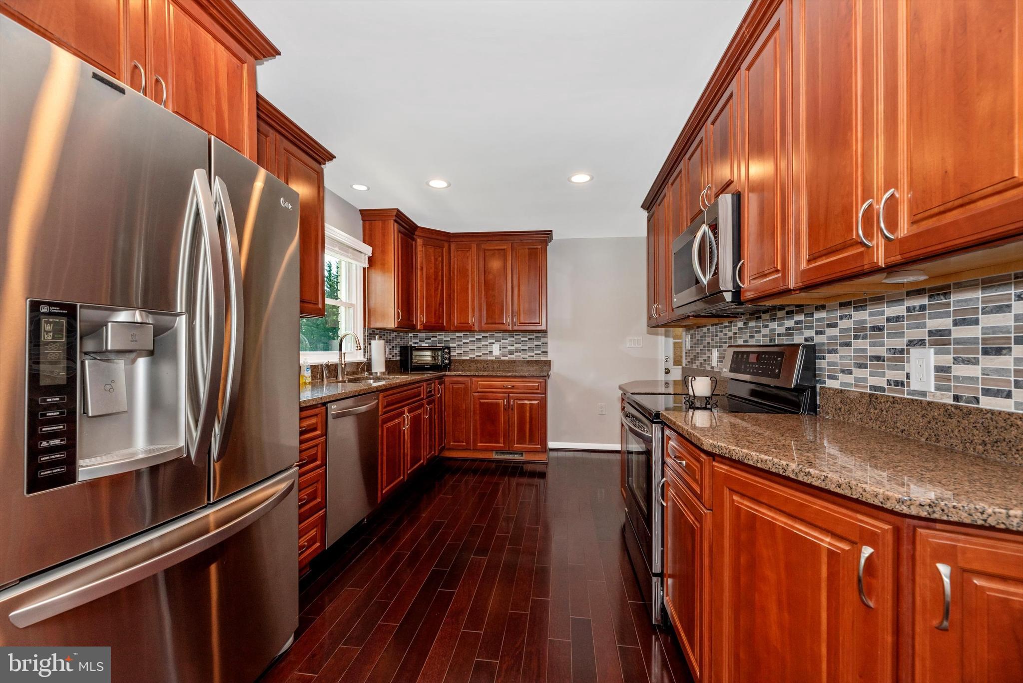 15307 Oak Orchard Road New Windsor, MD 21776 - Photo 9 of 42 Kitchen