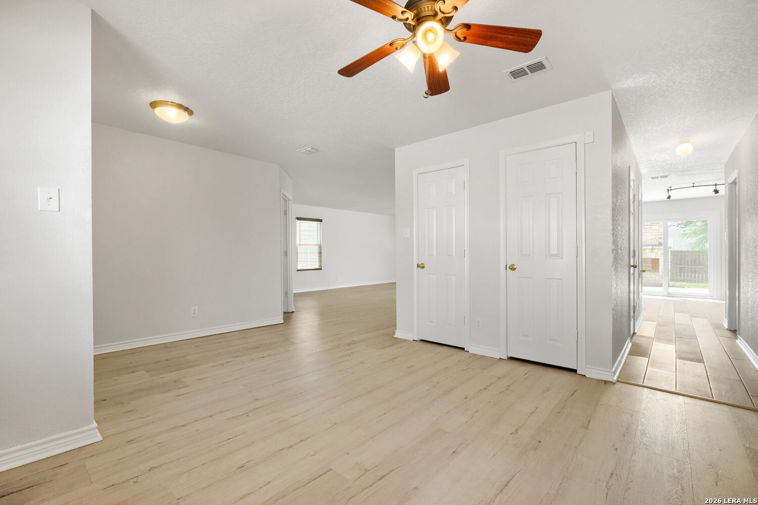 249 Hinge Path Cibolo, TX 78108 - Photo 25 of 28