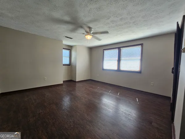 $2,500 | 150 Jefferson Boulevard, Jefferson, GA 30549